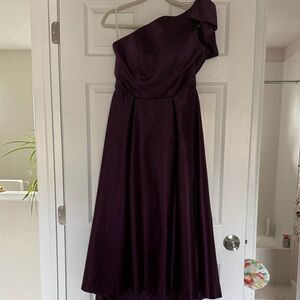 Women's One-Shoulder Formal Dress in Deep Plum